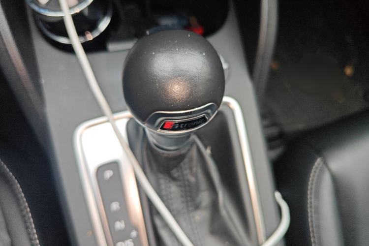 Used Audi Q2L 2020 35 TFSI Ambition Dynamic Edition
