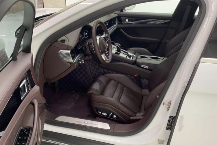 Used Porsche Panamera 2017 Panamera 4 Executive Long Wheelbase 3.0T