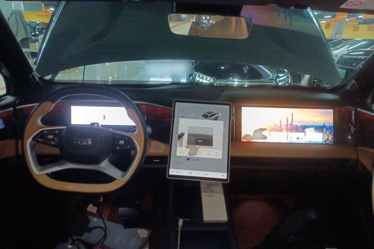 Used  L7 2024 1.5T 115 km Starship Dragon Edition