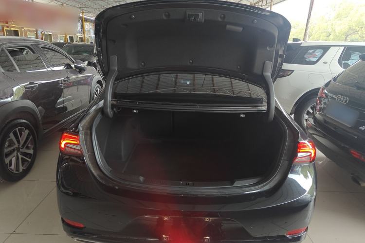 Used Buick LaCrosse 2021 652T Luxury Model
