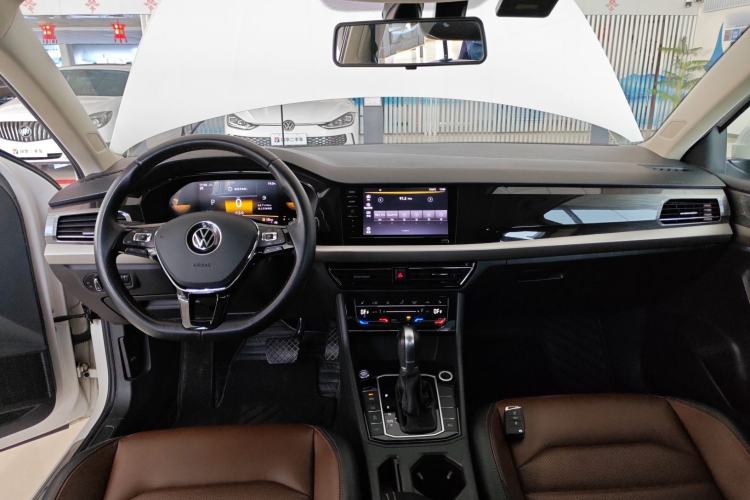 Used Volkswagen Lavida 2022 280TSI DSG Luxury Edition
