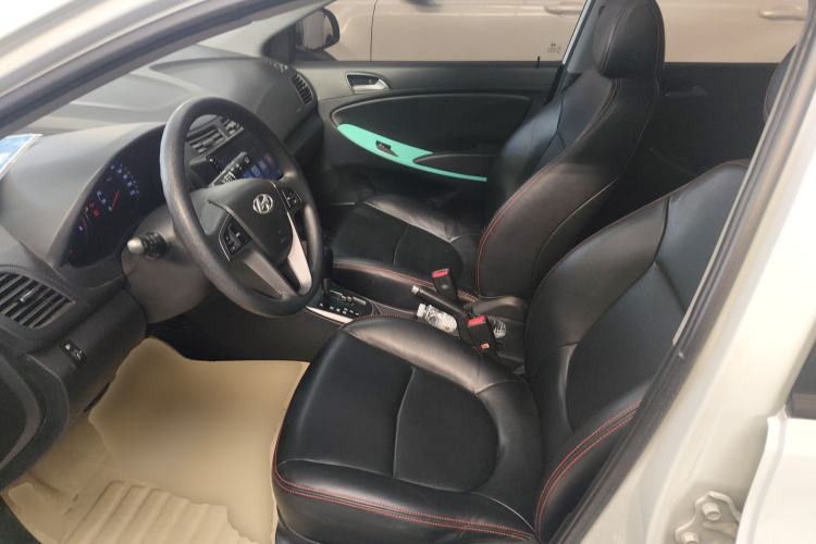 Used Hyundai Verna Ray 2016 1.4L Automatic Leading-Edge GLX