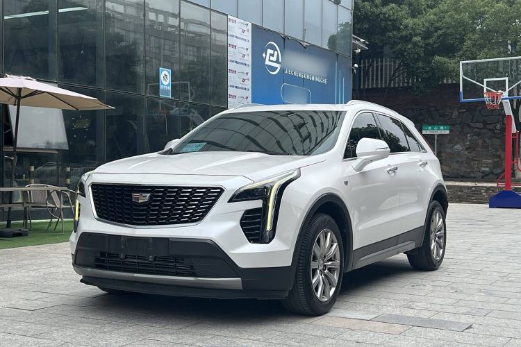 Used Cadillac XT4 2020 28T Two-Wheel-Drive Leading Version
