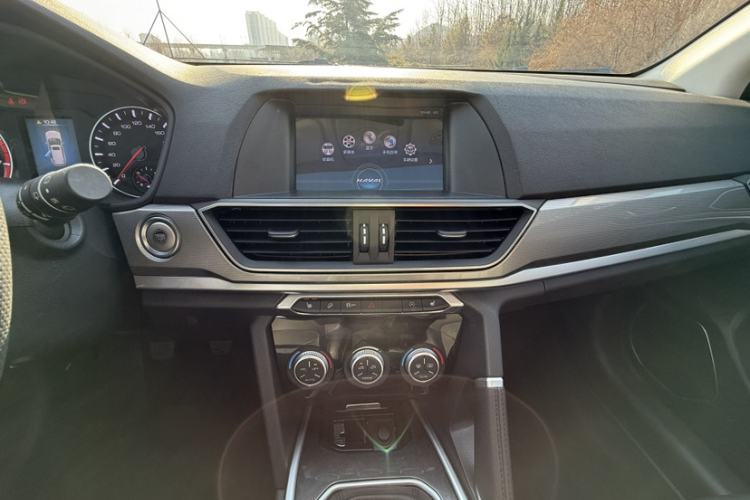 Used Haval H6 2018 Sport Edition 1.5T Manual Two-Wheel Drive Elite Model China V Standard