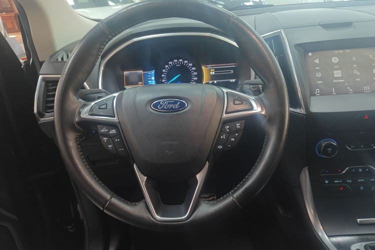 Used Ford Edge 2017 EcoBoost 245 Two-Wheel-Drive Sporty 7-Seater
