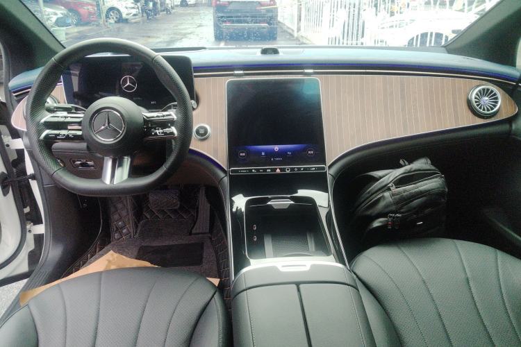 Used Mercedes-Benz EQE 2022 350 Luxury Edition