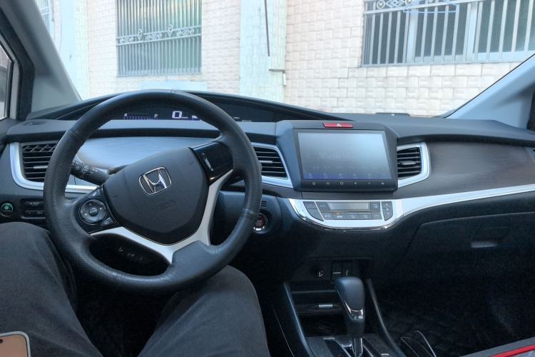 Used Honda Jade 2016 1.8L Automatic Comfort Elite Version 5 Seats
