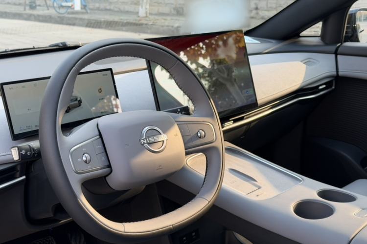 Used Nissan N7 2025 510 Air
