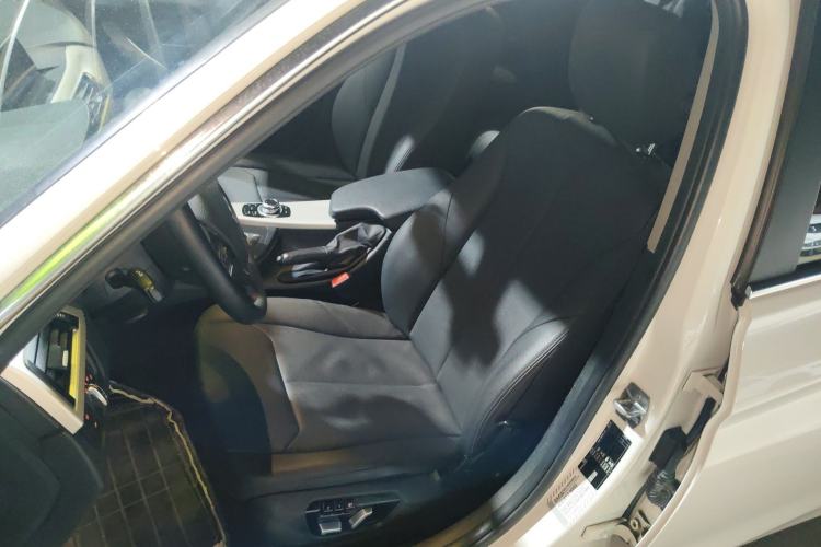 Used BMW 3 Series 2016 320Li Fashion Model
