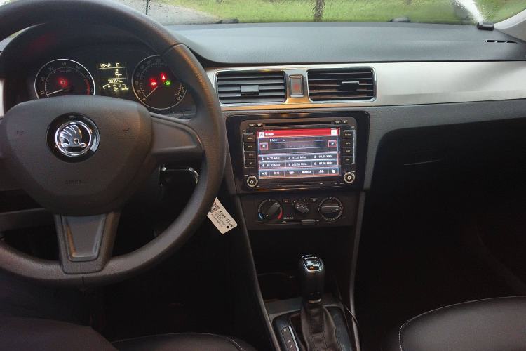 Used Skoda Rapid Spaceback 2014 1.6L Automatic Enjoyment Edition
