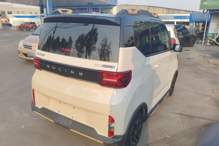 Used Wuling Hongguang MINIEV 2022 GAMEBOY 200km Gaming Edition with Lithium Iron Phosphate
