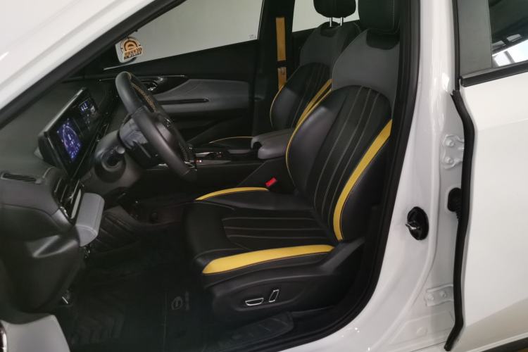 Used GAC Trumpchi EMPOW 2023 270T DCT J15 Version
