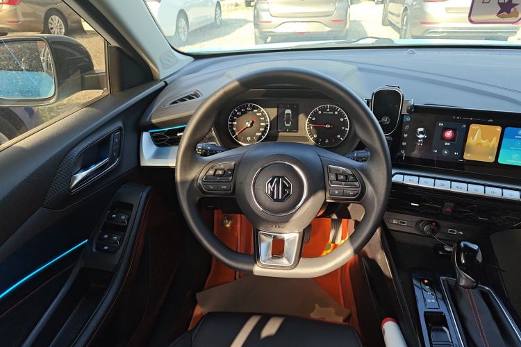 Used MG 5 2023 180 DVVT CVT Luxury Edition
