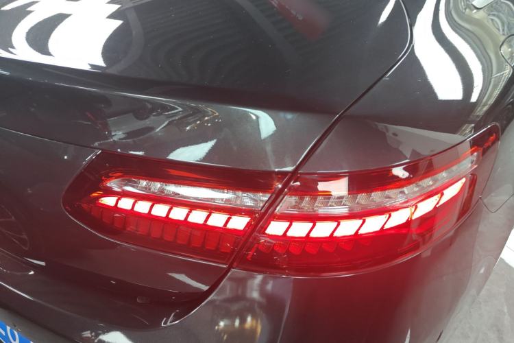 Used Mercedes-Benz E-Class (Import) 2021 E 260 Coupe