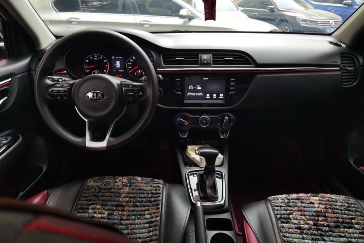 Used Kia KX Cross 2017 1.4L AT GLS