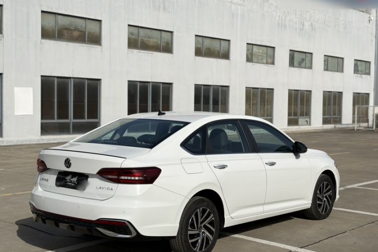 Used Volkswagen Lavida 2024 300TSI DSG Starry Sky Leading Edition
