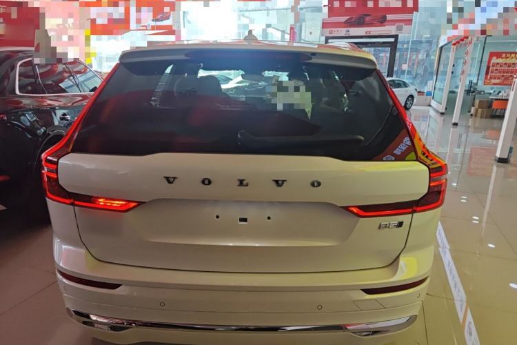 Used Volvo XC60 2026 B5 4x4 Smart Luxury Edition