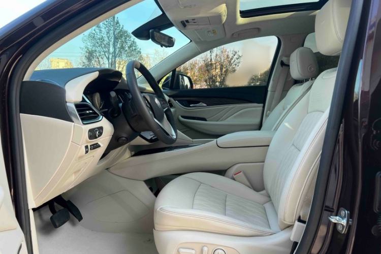 Used Buick Enclave 2022 652T 4x4 Avenir 6-Seater
