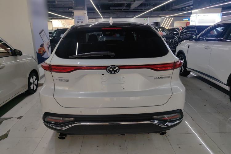 Used Toyota Harrier 2022 2.0L CVT Two-Wheel Drive Luxury Edition