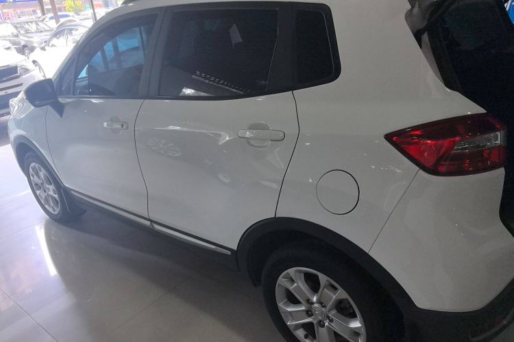 Used Changan CS15 2016 1.5L Manual Fashion Edition
