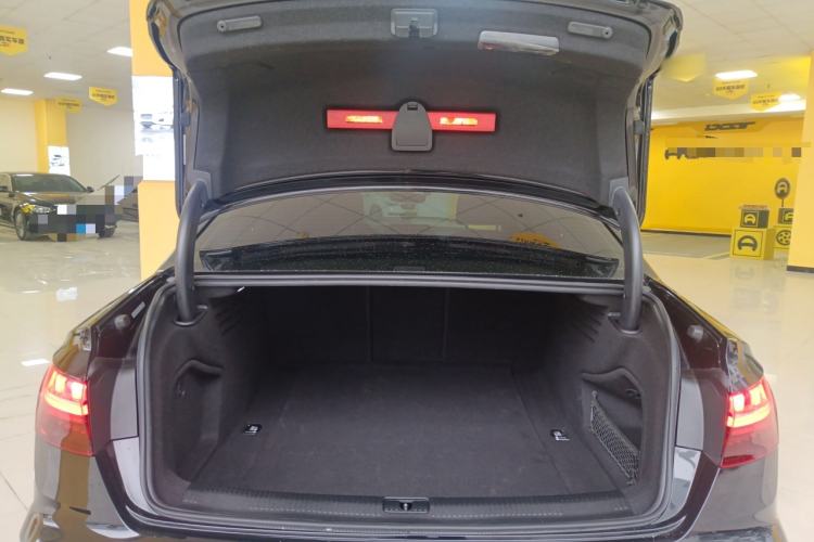 Used Audi A4L 2022 40 TFSI Fashion Dynamic Model