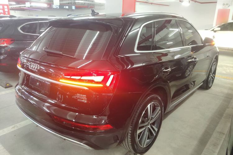 Used Audi Q5L 2021 40 TFSI Fashionable and Elegant Model