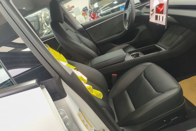 Used Tesla Model 3 2023 Rear-Wheel-Drive Version
