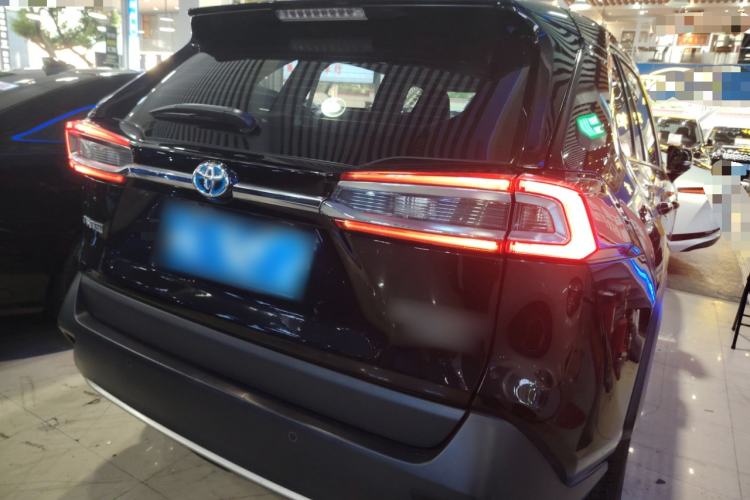 Used Toyota Wildlander 2022 Dual-Engine 2.5L E-CVT Two-Wheel Drive Luxury PLUS Edition
