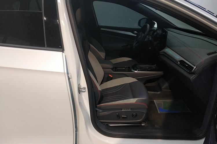 Used Volkswagen ID.4 CROZZ 2021 High-Performance PRIME Early-Bird Edition