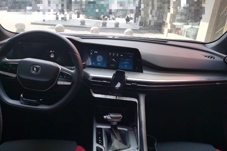 Used Changan CS35PLUS 2024 Blue Whale NE 1.4T DCT Deluxe Edition
