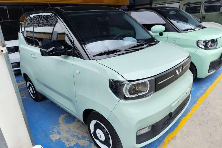 Used Wuling Hongguang MINIEV 2022 Macaron Premium Model – Lithium Iron Phosphate
