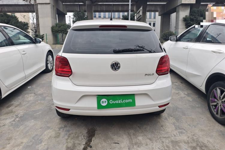 Used Volkswagen Polo 2016 1.4L Manual Fashion Model