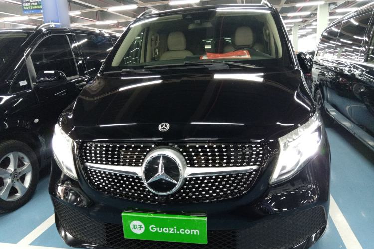 Used Mercedes-Benz V-Class 2021 V 260 Avantgarde Edition
