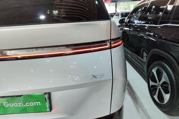 Used XPeng X9 2024 702 Ultra-Long Range Max
