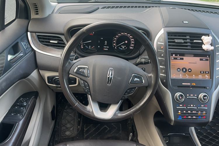 Used Lincoln MKC 2019 2.0T Two-Wheel Drive Zunya Version China VI Standard
