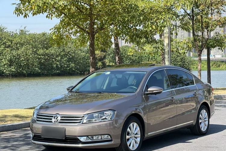 Used Volkswagen Magotan 2013 1.8TSI Premier Model
