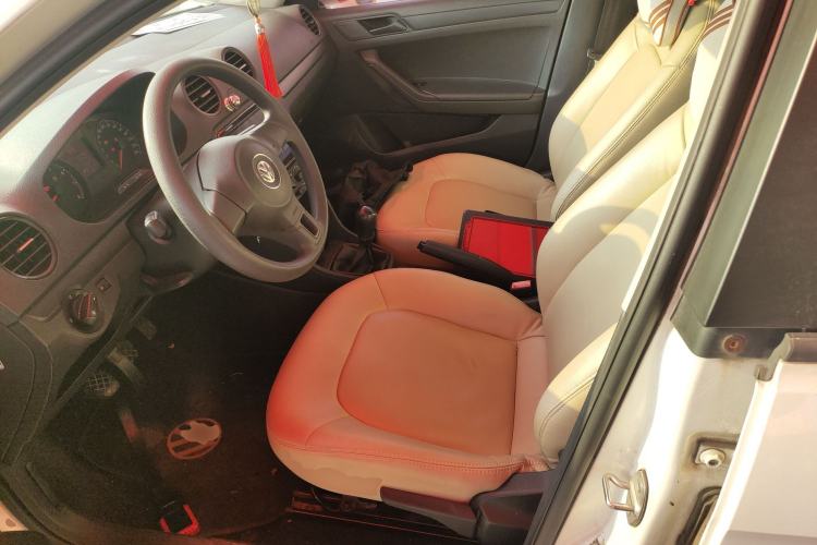 Used Volkswagen Jetta 2015 Value Edition 1.6L Manual Fashionable Style