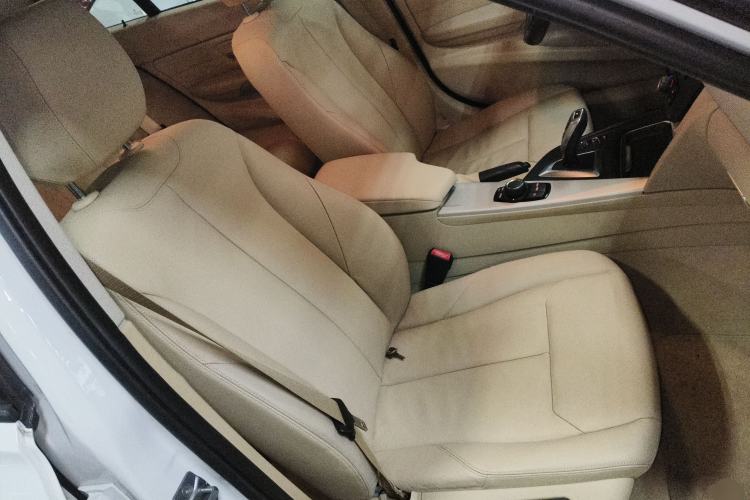 Used BMW 3 Series 2014 320i Sport Edition