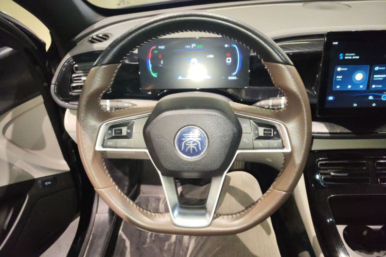 Used BYD Qin PLUS 2023 Champion Edition DM-i 55KM Leading Model
