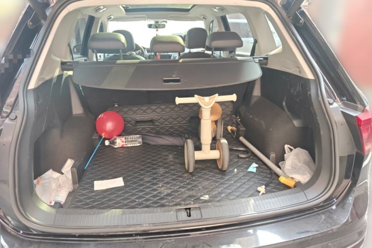 Used Volkswagen Tiguan L 2021 330TSI Automatic Two-Wheel Drive R-Line Enhanced Edition
