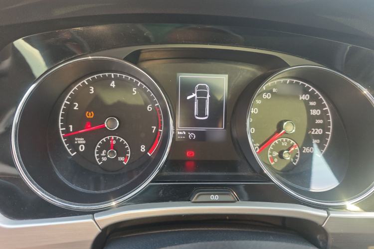 Used Volkswagen Touran 2018 Volkswagen Touran L 280TSI DSG Boundary Edition 6-Seater China VI Standard