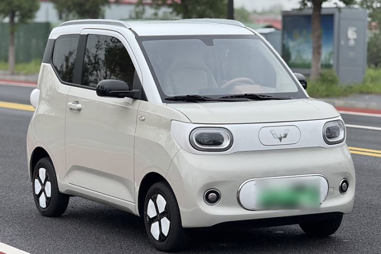 Used Wuling Hongguang MINIEV 2024 3rd Generation 215km Advanced Version
