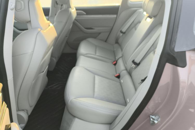 Used NETA S 2022 Pure Electric 715 km Range Rear-Wheel Drive Mid-Range Version