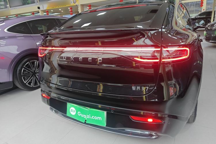 Used Hima Luxeed R7 2024 All-Electric 736 km Ultra
