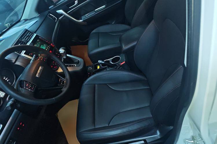 Used Haval M6 2019 1.5T DCT Two-Wheel Drive Elite Version China VI Standard
