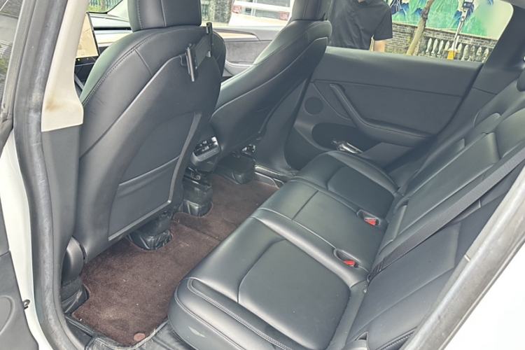 Used Tesla Model Y 2022 Rear-Wheel-Drive Version
