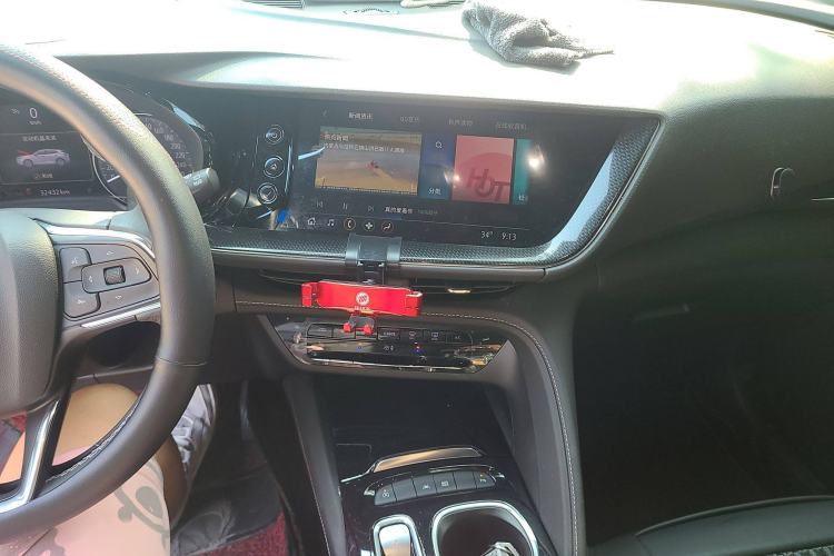 Used Buick Envision 2020 Encore S 652T Two-Wheel Drive Luxury Model
