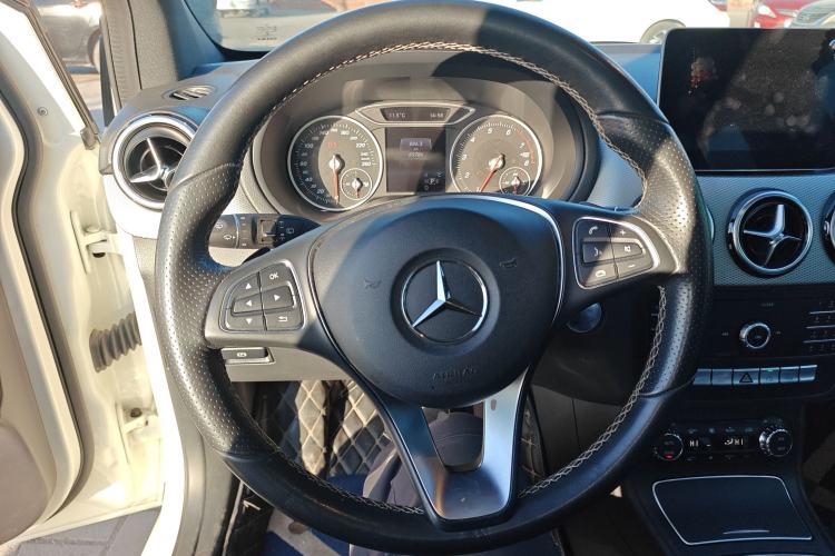 Used Mercedes-Benz B-Class 2019 B 200 Fashion Model
