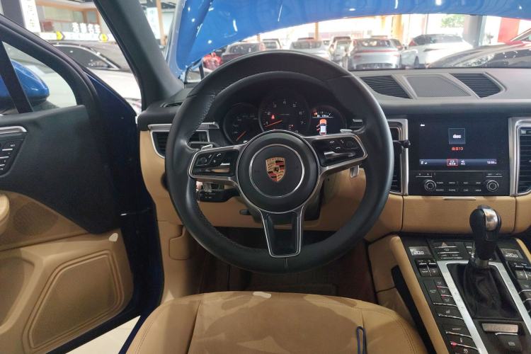 Used Porsche Macan 2017 Macan 2.0T
