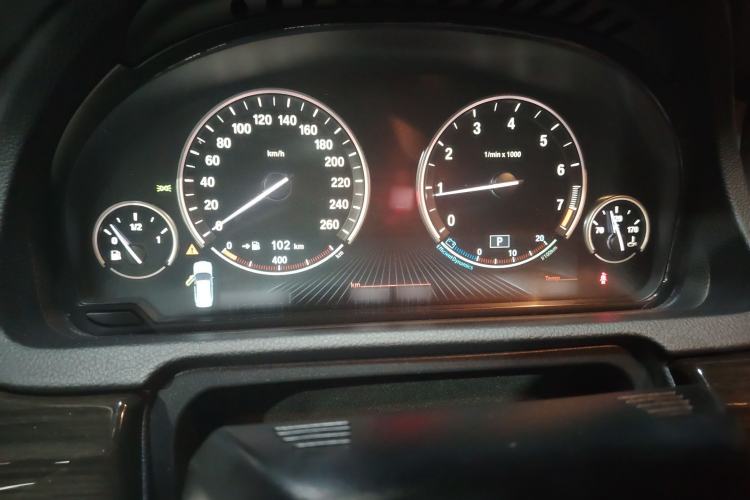 Used BMW 5 Series GT 2014 535i Luxury Edition
